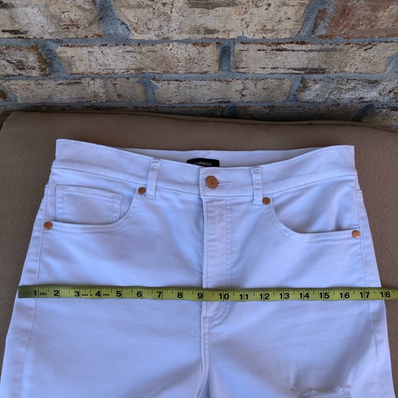 Express Style 06710774 High Waisted White Ripped Straight Raw Hem Ankle Jeans 10 - Picture 11 of 16